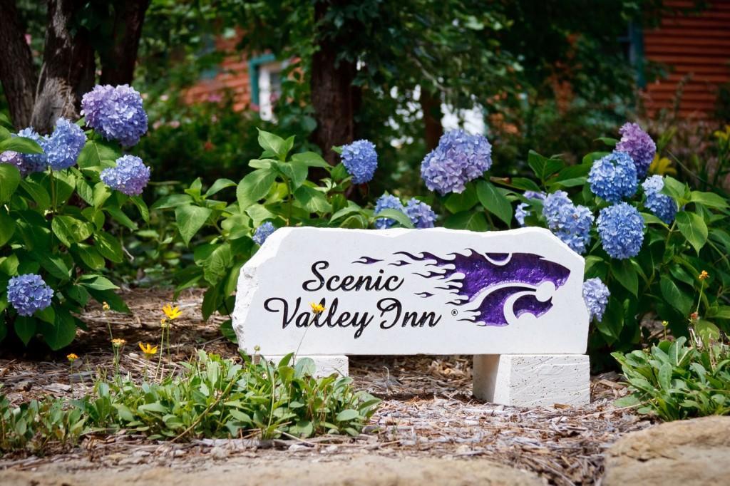 Scenic Valley Inn B&B And Event Center Manhattan Bagian luar foto